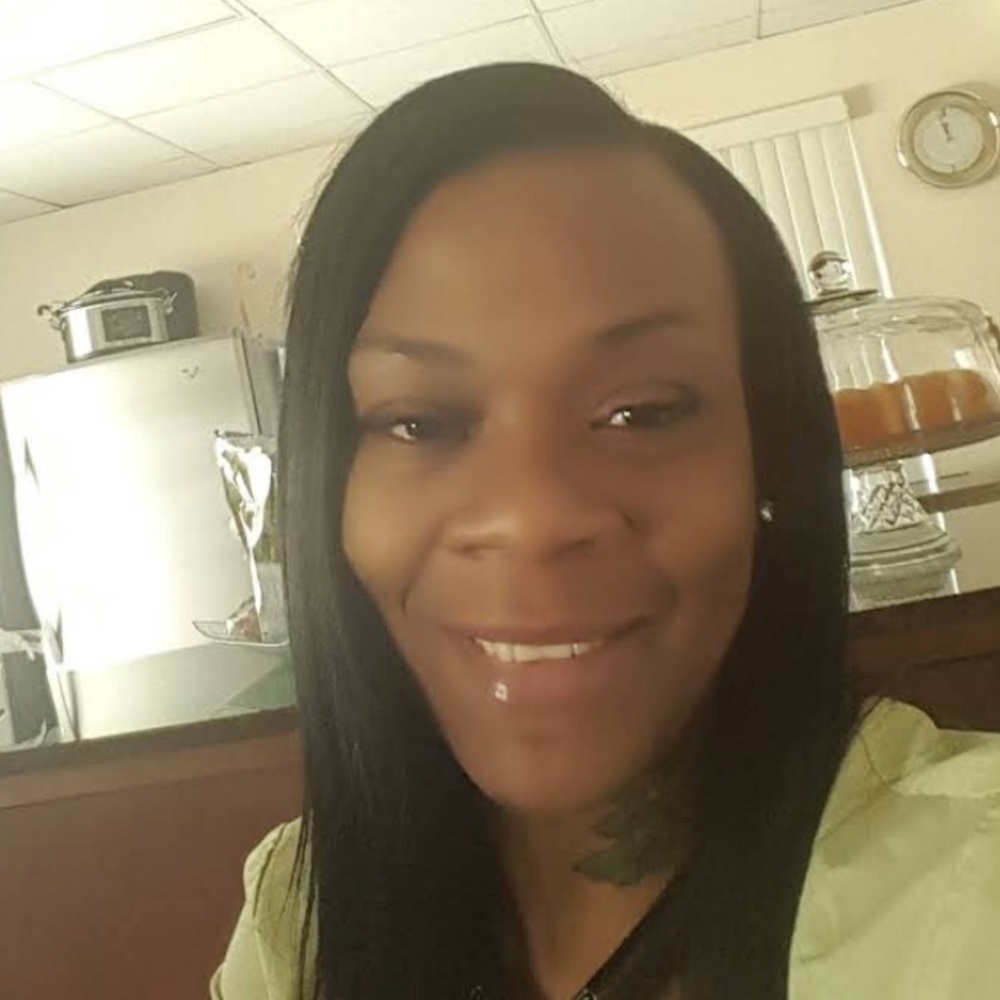 Meet your Posher, Shemika